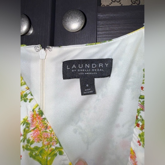 Laundry by Shelli Segal Floral Puff Sleeve Dress - Picture 5 of 9